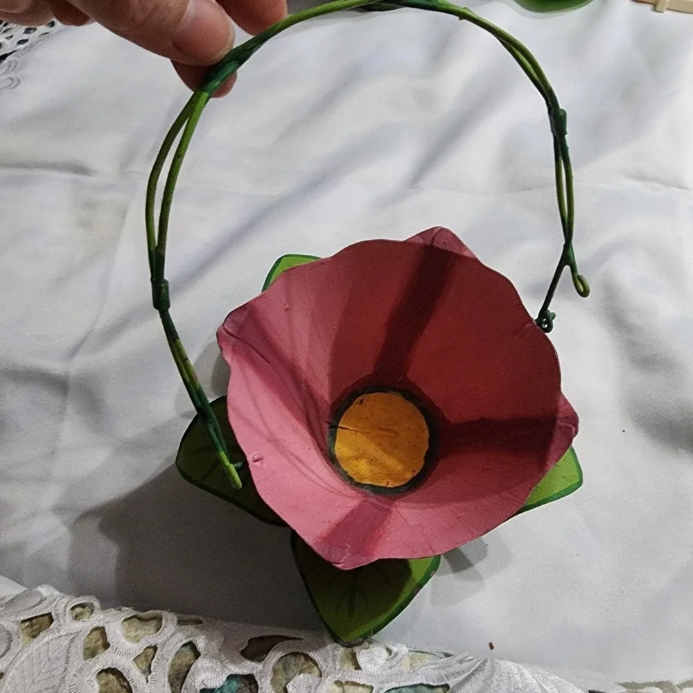 Vintage Hand Painted Metal Pink Flower Basket Tealight Holder Garden Decor